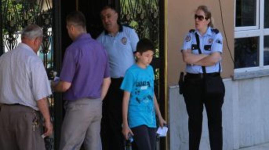 SBS Stresini Geride Bırakan &Ouml;ğrenciler, Sonu&ccedil;ların A&ccedil;ıklanmasını Bekliyor