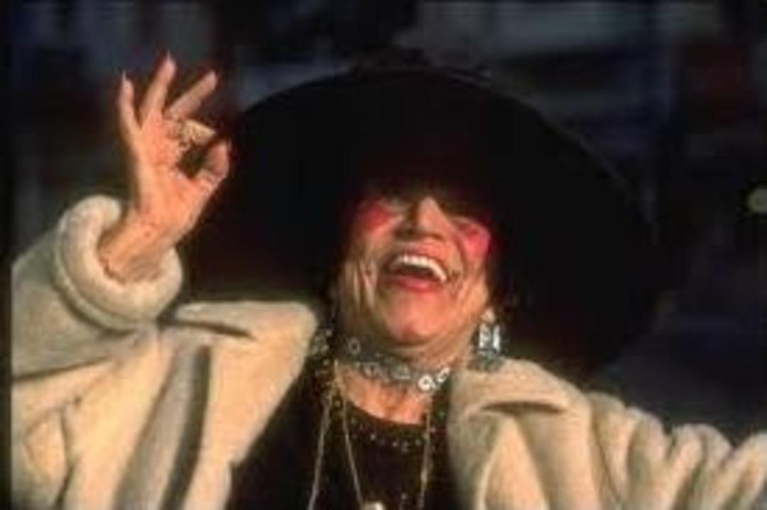 Karşıyaka Opera Ve Tiyatro Sahnesi&rsquo;ne B&uuml;y&uuml;k &Ouml;d&uuml;l