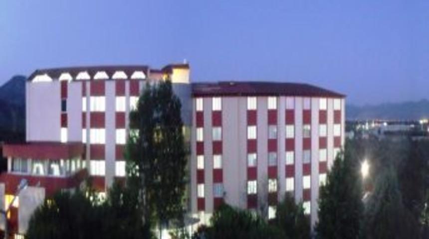 &Ouml;zel &Ouml;zcan Koleji B&uuml;nyesinde Anadolu Sağlık Meslek Lisesi A&ccedil;ılıyor