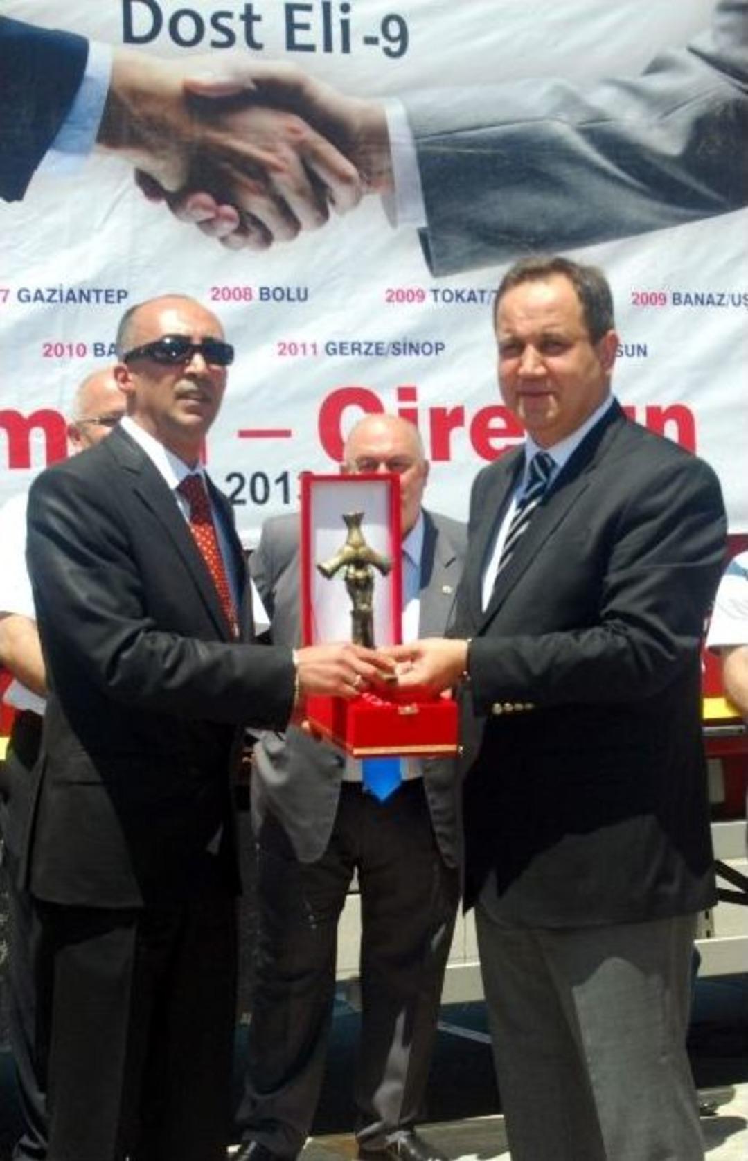 Almanya&rsquo;dan Giresun&rsquo;a Yardım Tırı