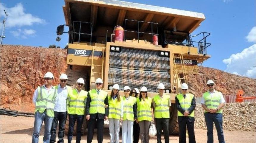 Vali Erden Altın Madenini Gezdi