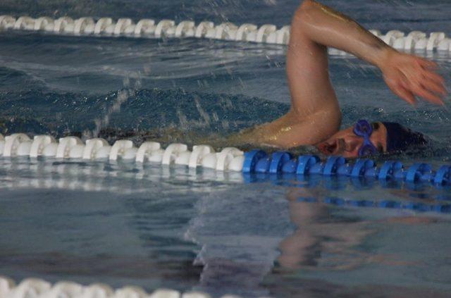 Boğazi&ccedil;i Kıtalararası Y&uuml;zme Yarışları&rsquo;nın Adana Se&ccedil;meleri Yapıldı 1