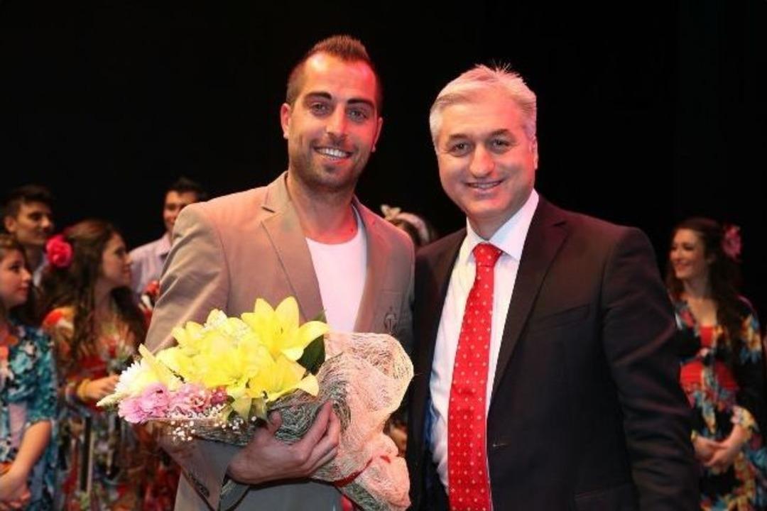 Odunpazarı Belediyesi Halk Dansları Topluluğu Yıl Sonu G&ouml;sterisi