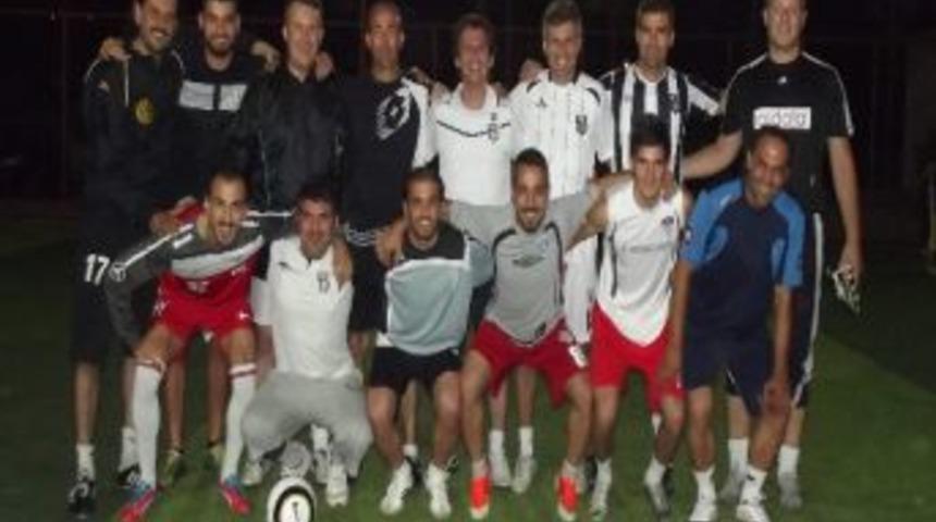 Halı Sahanın Efeleri