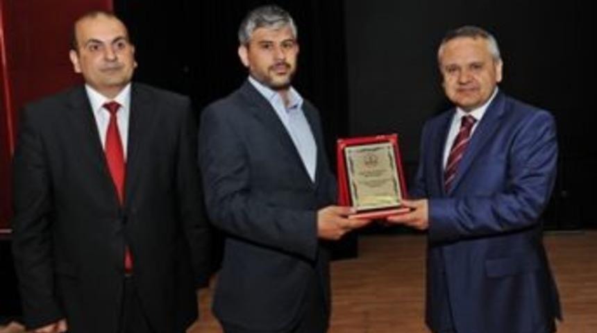 Sancaktepe&rsquo;de işadamına eğitime destek teşekk&uuml;r&uuml;