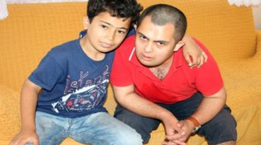 Kardeşlerinin Ilikleri Uymadı, Yardım Bekliyor