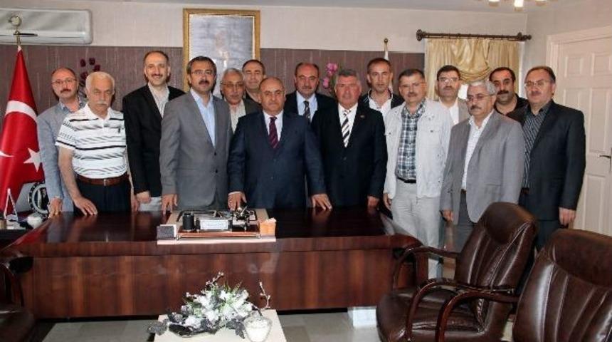 Ak Parti Siyaset Akademisinde Eğitimler Devam Ediyor