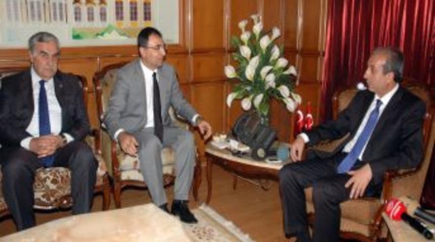 Bakan Eker: İzmir Son Yıllarda Tarımda B&uuml;y&uuml;k Gelişme G&ouml;sterdi