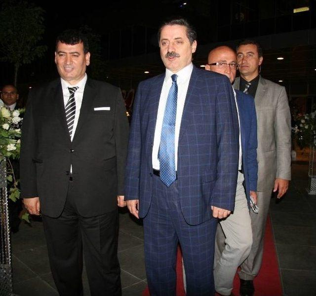 Bakan &Ccedil;elik Nikah Şahidi Oldu 3