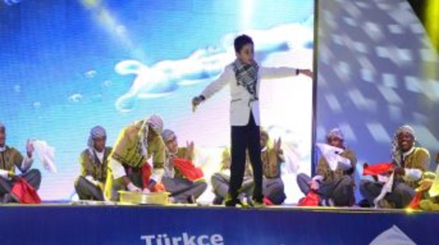 Mozambikli &Ouml;ğrenciler Şanlıurfa'da Sıra Gecesi D&uuml;zenleyip &Ccedil;iğk&ouml;fte Yoğurdu