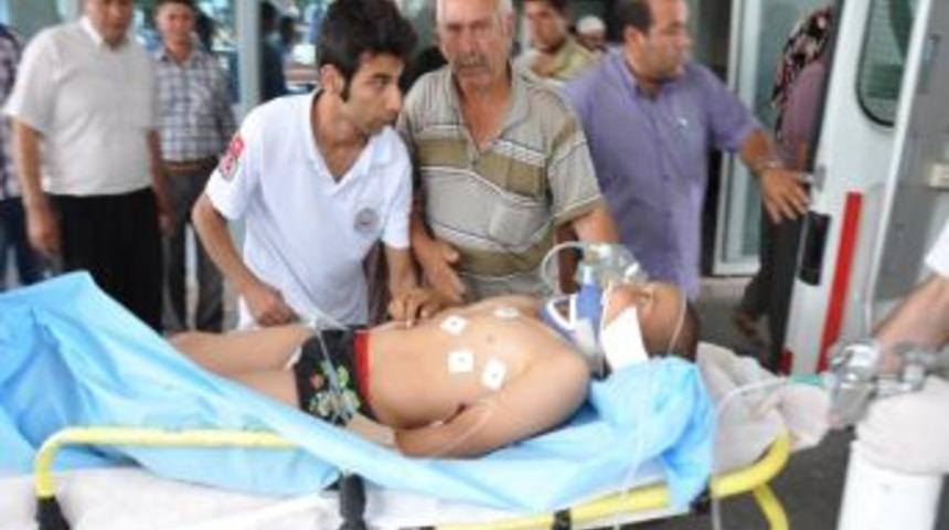 Trakt&ouml;rden D&uuml;şen &Ccedil;ocuk Ağır Yaralandı