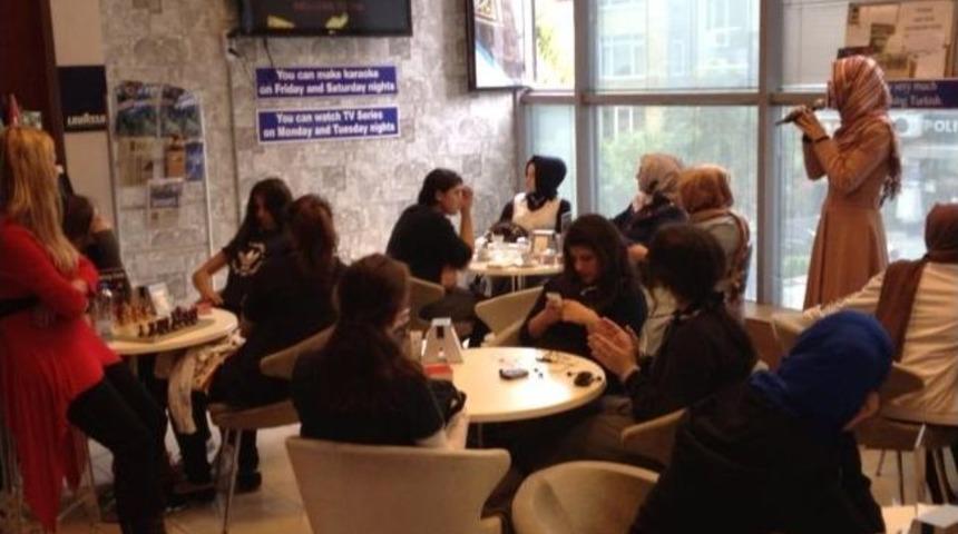 Speakıng Cafe&rsquo;de İngilizce Şarkılar