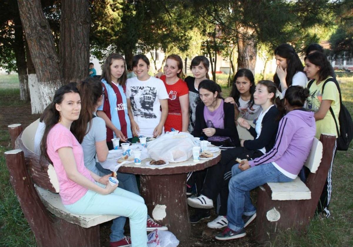 Zafer Fen Dersanesi'nden Sınavlar &Ouml;ncesi Moral Pikniği