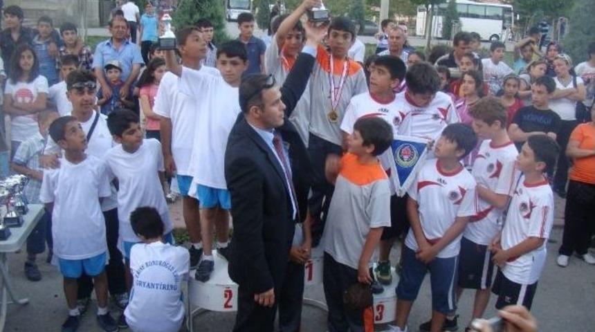 G&ouml;me&ccedil;li Oryantiring&ccedil;ilerin Başarısı