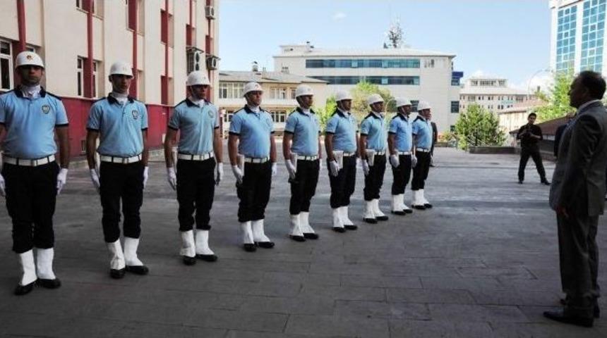 Vali Altıparmak'tan Jandarma Ve Emniyete Ziyaret