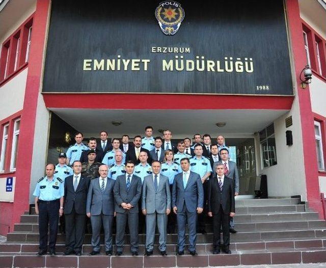 Vali Altıparmak tan Jandarma Ve Emniyete Ziyaret 2