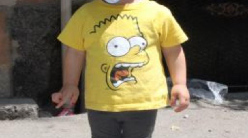 &Uuml;&ccedil; Aylık İlgi Bebek &Ouml;ld&uuml;, &Uuml;&ccedil; Yaşındaki Ablası Hi&ccedil;bir Şeyden Habersiz Oynadı