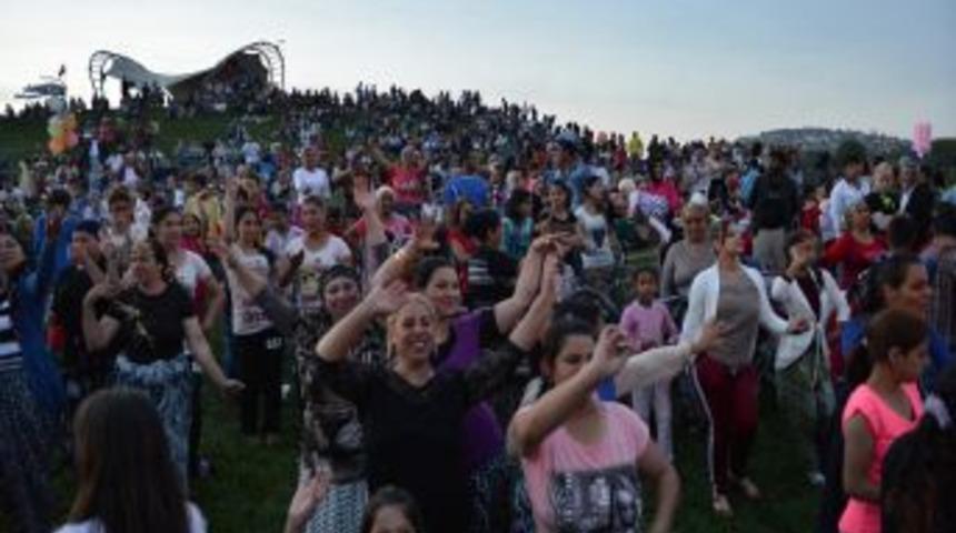 Roman Festivali Renkli G&ouml;r&uuml;nt&uuml;lerle Devam Ediyor