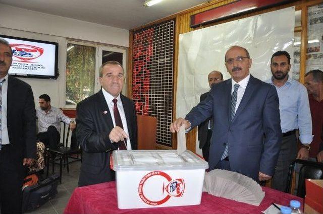 İnegöl Taşıyıcılar Kooperatifinde Yusuf Ziya Özbek Güven Tazeledi 3