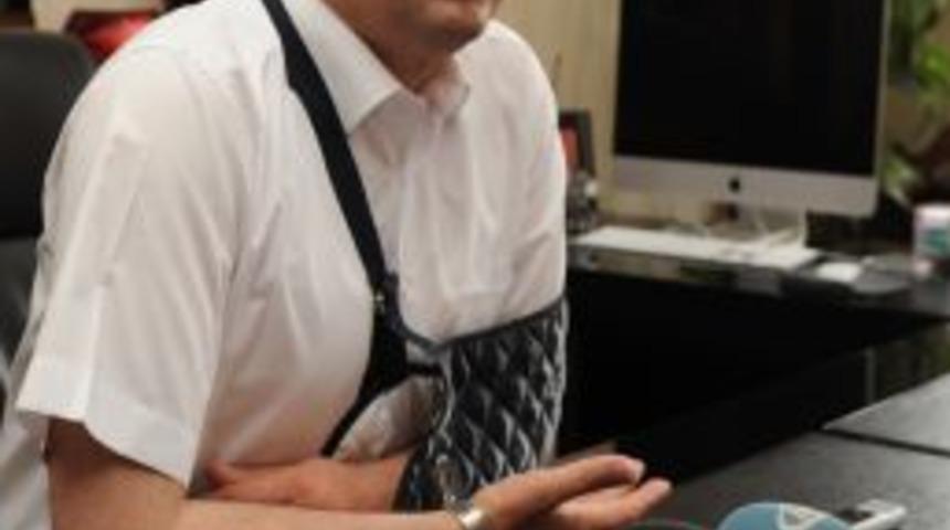 Maganda Kurşunu Isabet Eden Başkan Akg&uuml;l Şikayet&ccedil;i Olmadı