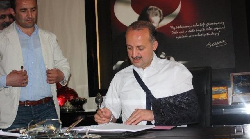 Maganda Kurşununa Maruz Kalan Başkan Akg&uuml;l: