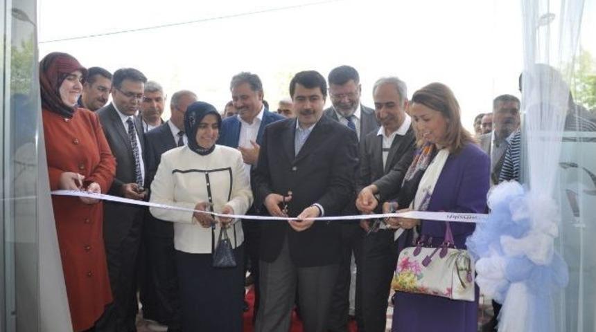 Malatya Hayat Vakfı Binası A&ccedil;ıldı