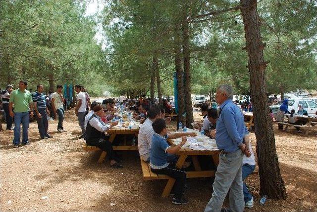 Sağlık-sen &Uuml;yeleri Piknikte Buluştu 1