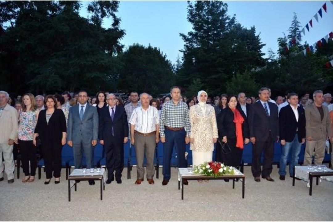 Vali Yerlikaya Mezuniyet T&ouml;renine Katıldı