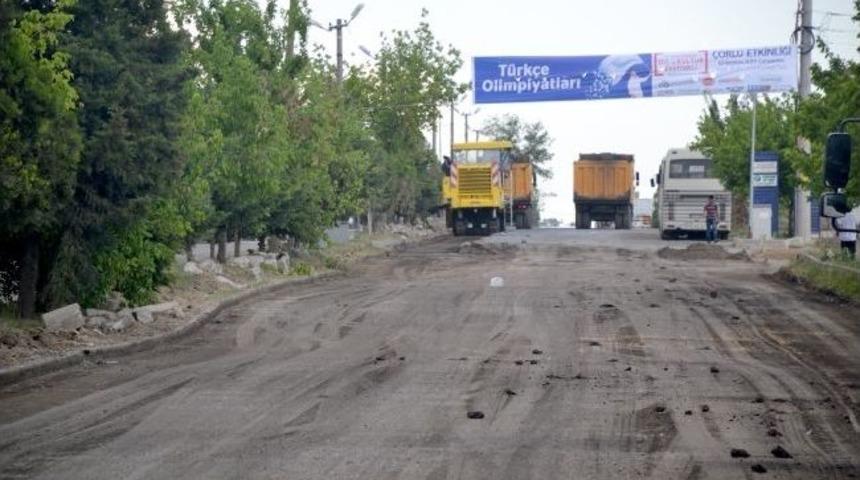 Yeni Sanayi Sitesine Asfalt &Ccedil;alışması