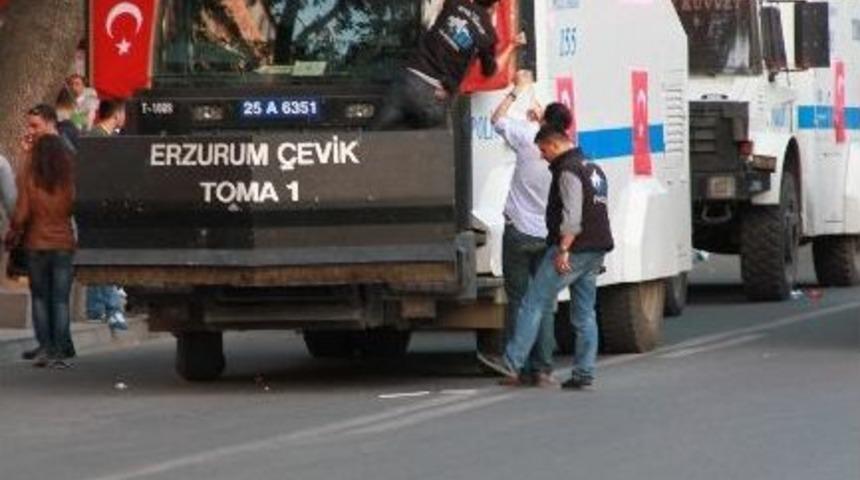 Kızılay'da Tomalar T&uuml;rk Bayrakları İle Donatıldı