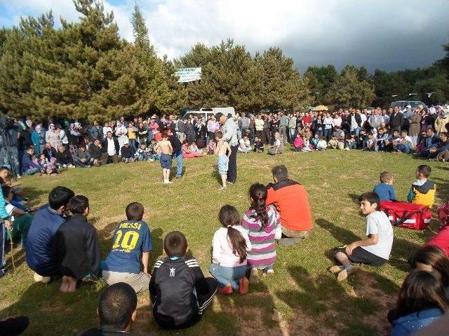 Yusufeliler İzmir&rsquo;de Ş&ouml;lende Biraraya Geldi 1