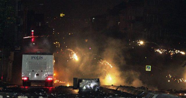 Gazi Mahallesi'nde Gezi Parkı Olayları Devam Ediyor