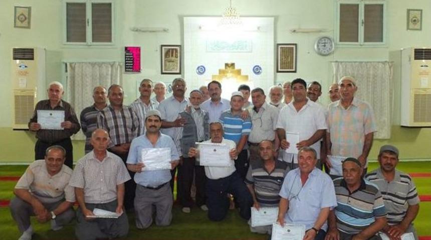 Tarsus&rsquo;ta Camilerde Akşam Dersleri