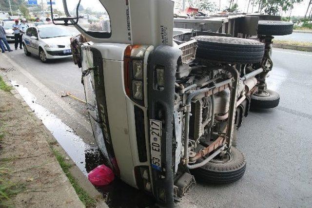 Çayeli’ndeki 2 Ayrı Kaza Ucuz Atlatıldı