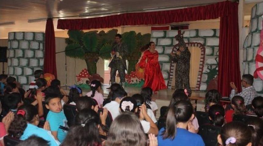 "mutluluk Ormanı" Tiyatrosunu Bin 500 &Ccedil;ocuk İzledi