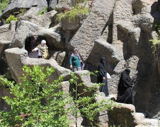 Arap Turistler Doğu Karadeniz’i Geziyor