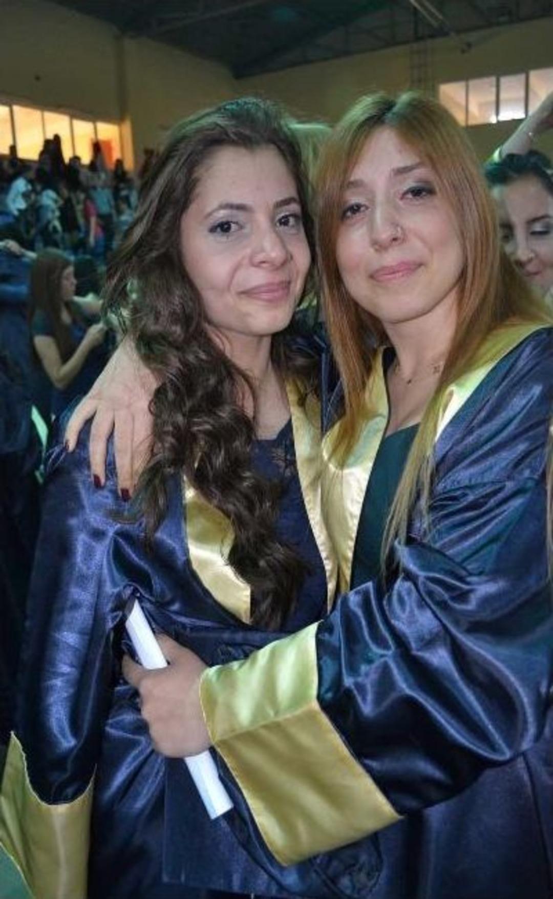 Meslek Y&uuml;ksekokulu Yeni Mezunlarını Verdi.