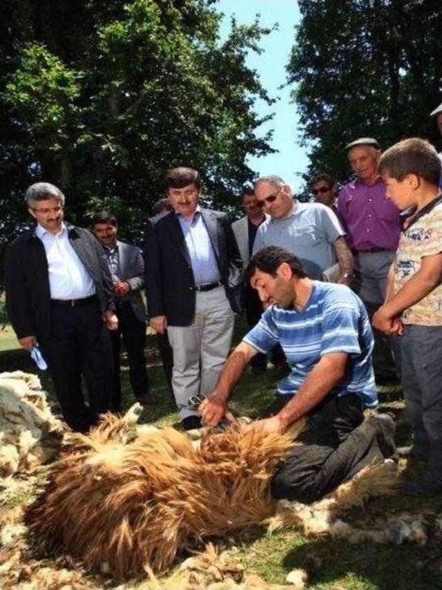 Vali Öz’den Köylerde İnceleme