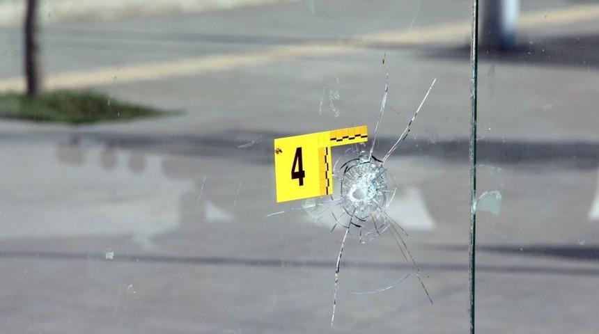 Durakta Silahlı Saldırı: 1 Yaralı