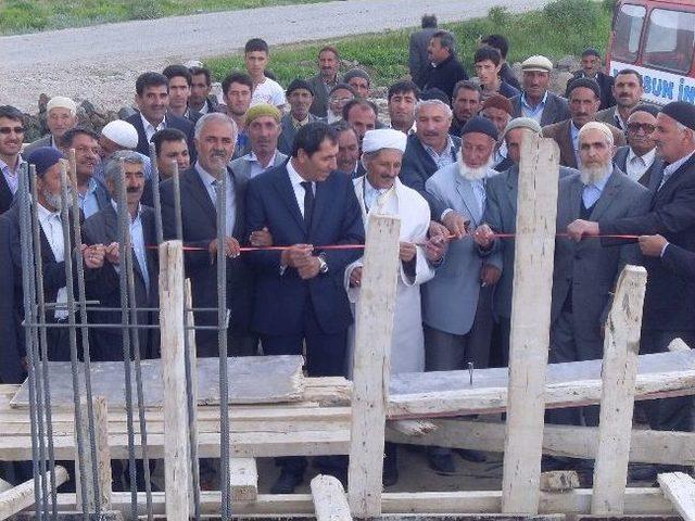 İlk İcraatı K&ouml;y&uuml;ne Camii Projesi Hazırlamak Oldu 3