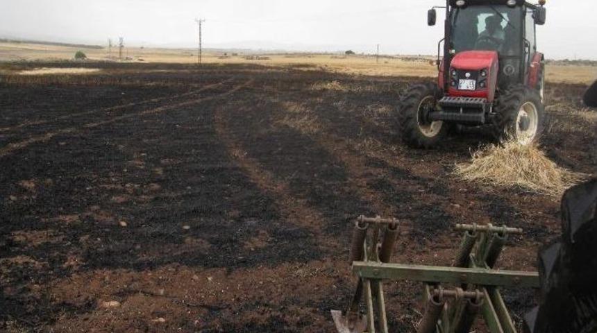Araban&rsquo;da 50 D&ouml;n&uuml;m Tarla K&uuml;l Oldu