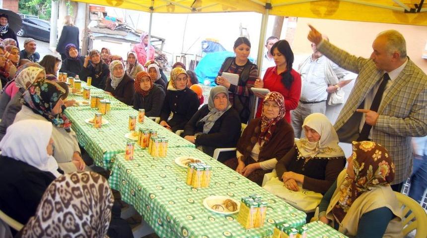 Başkan Tatlıoğlu Sokakta Dert Dinledi