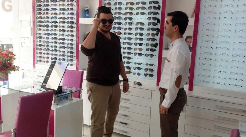 "Kalitesiz G&uuml;neş G&ouml;zl&uuml;klerinin Yarardan &Ccedil;ok Zararı Var"