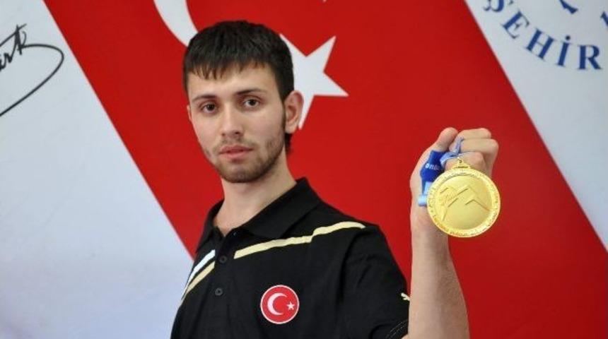 Akşehirli Engelli Tekvandocu D&uuml;nya Şampiyonu Oldu