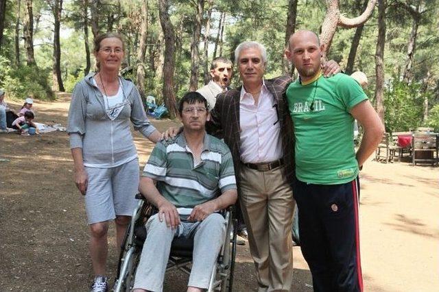 Engelliler Piknikte Buluştu 1