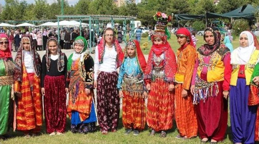 Beyşehir’de Yöresel Kıyafetleri Kitaplaştırılacak