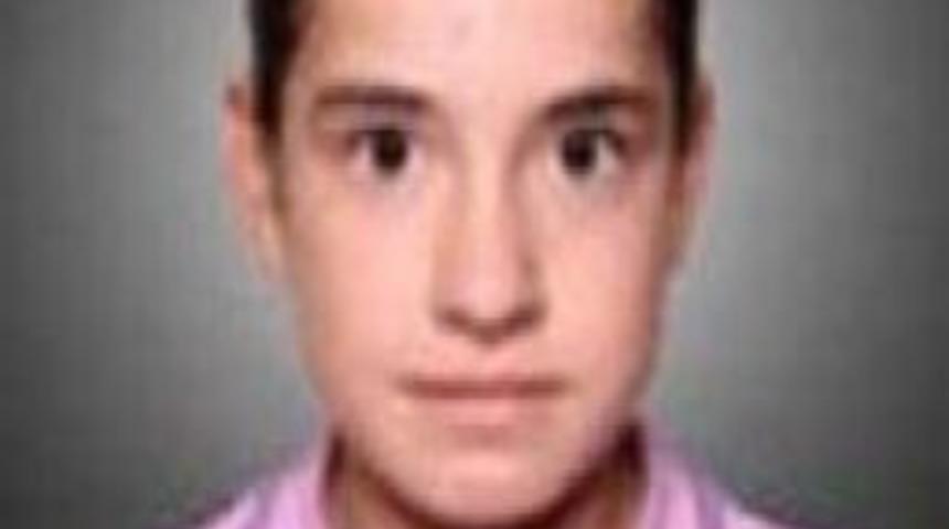 Salıncağın Ipi Boynuna Dolanan &Ccedil;ocuk Kurtarılamadı