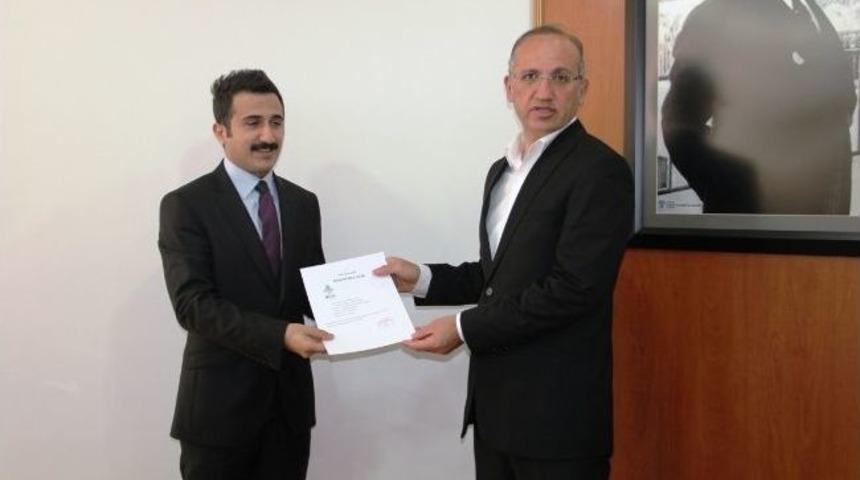 Vali Yurdakul&rsquo;dan &Ccedil;ocuk Korosu&rsquo;na Başarı Belgesi