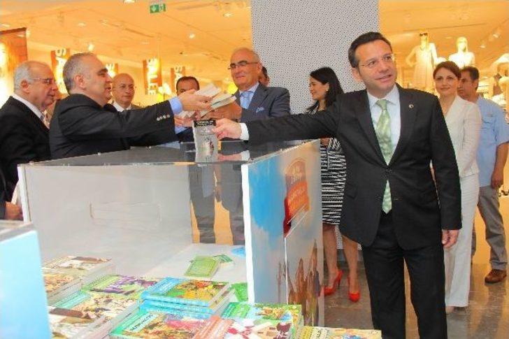 Rönesans Eğitim Vakfı 20 Bin Kitap Bağışladı G3