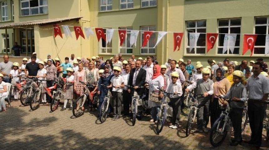 İzmit Belediyesi, &Ccedil;ocukların Hayallerini Ger&ccedil;ekleştiriyor